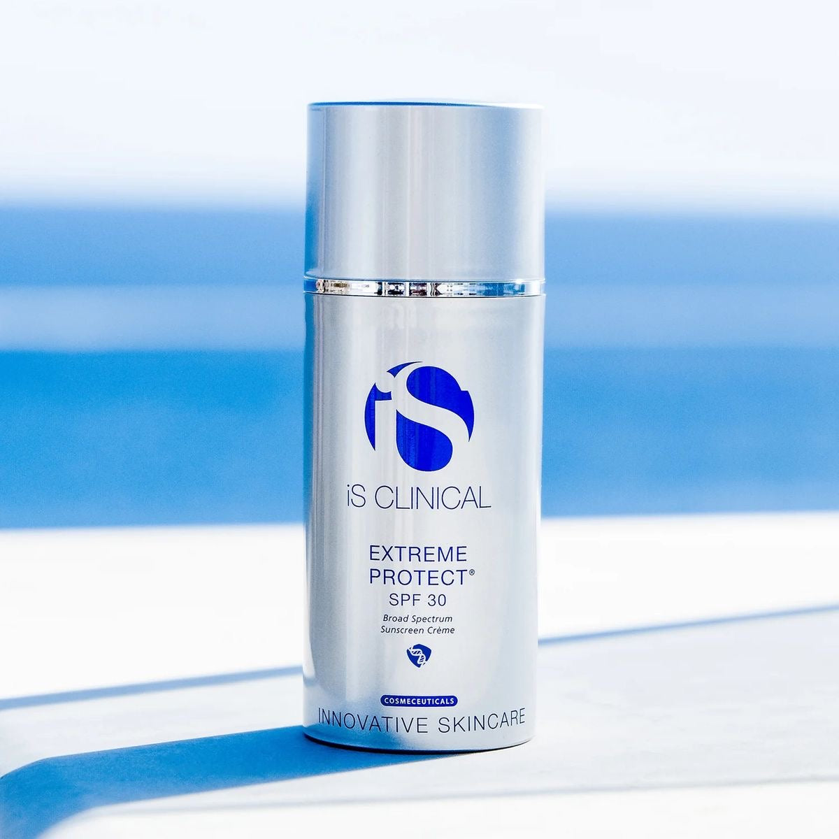 iS Clinical Extreme Protect SPF 30
